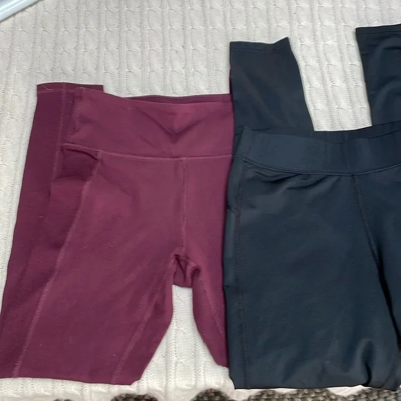 3 pr Women’s sz M yoga Leggings bundle Athletic compression ankle 22-25” inseam - Picture 3 of 15